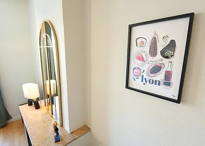 Cosy Et Design Entre Partdieu Et Charpennes Daire *