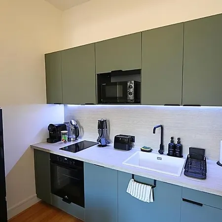 Apartment Cosy Et Design Entre Partdieu Et Charpennes Lyon