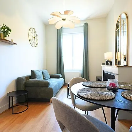Cosy Et Design Entre Partdieu Et Charpennes Apartment *